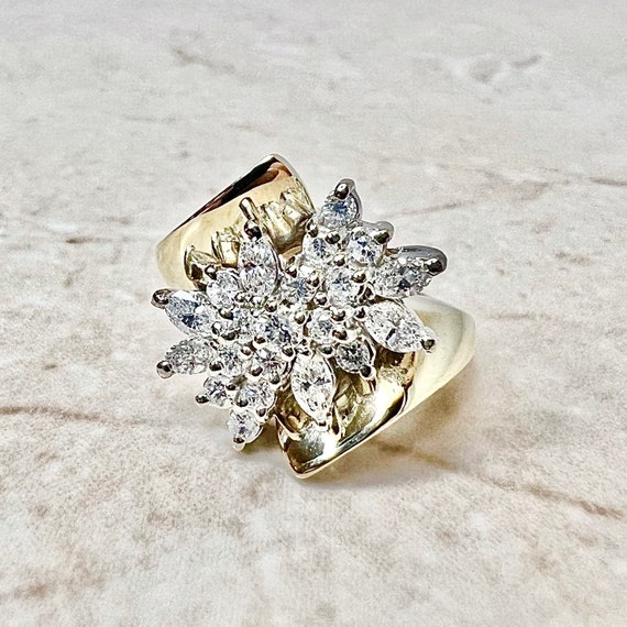 1 CTTW Vintage 14K Diamond Cluster Ring - 14 Kara… - image 6