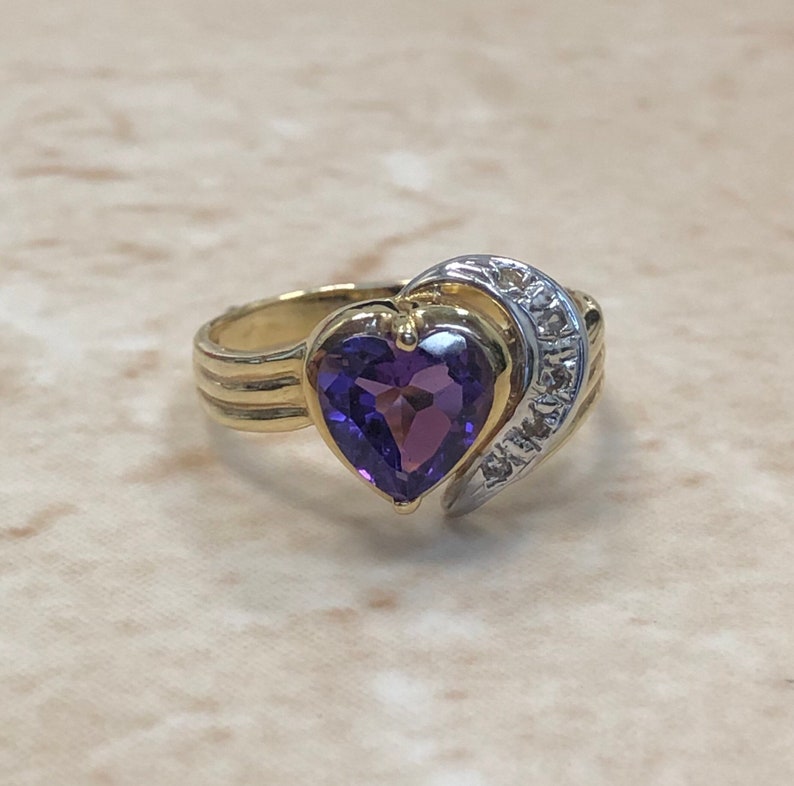 Valentine\u2019s Day Jewelry February Birthstone Love Ring 14 Karat Amethyst /& Diamond Heart Ring - Yellow Gold