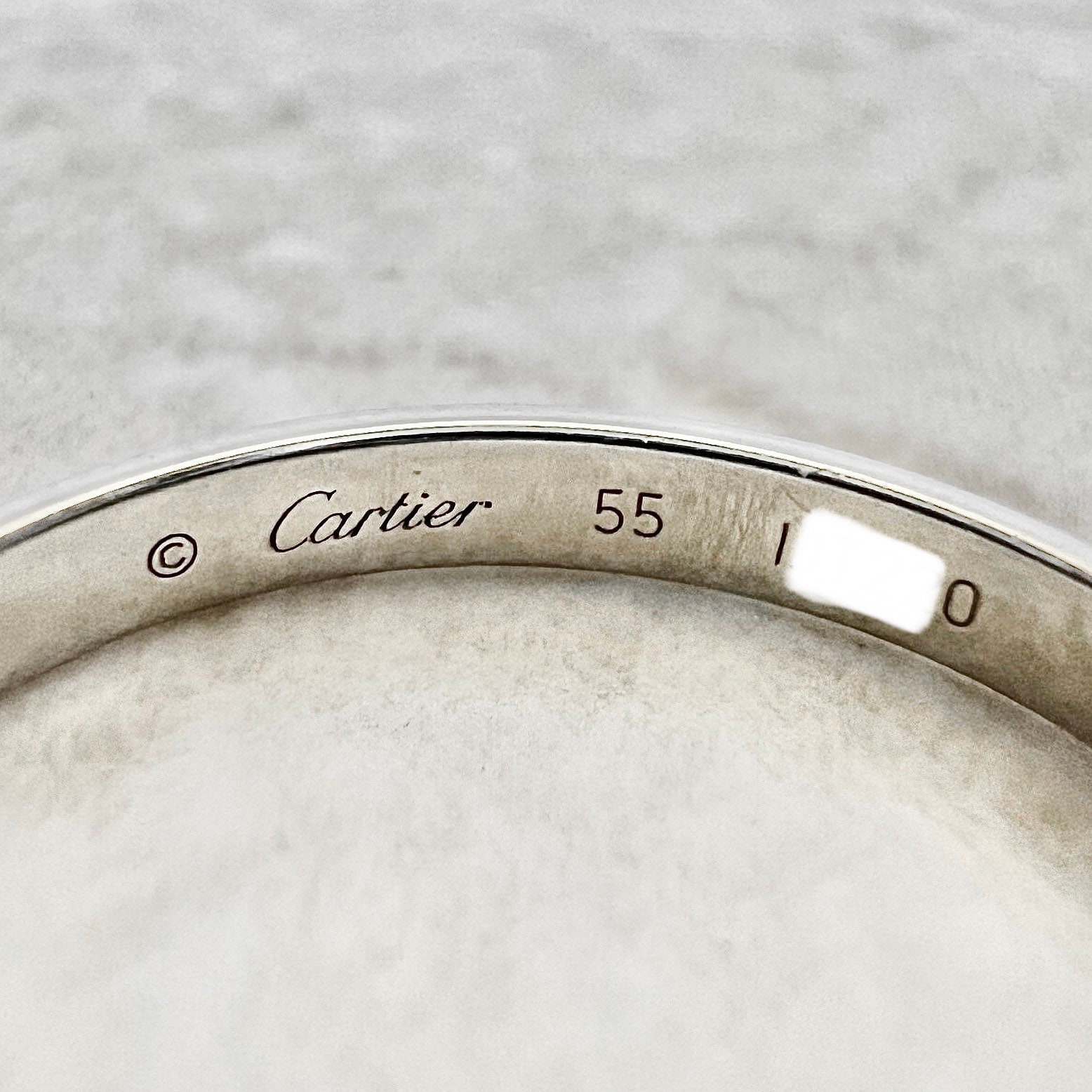 カルティエ 1895 ウェディング バンド 2.5 mm - プラチナ カルティエ 1895 ウェディング バンド 2.5 mm - プラチナ