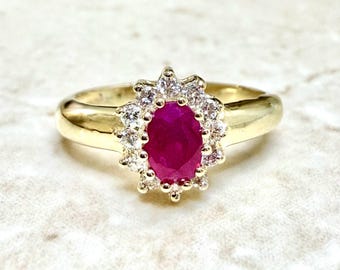 Vintage 14K Gold Natural Ruby & Diamond Halo Ring - 14K Yellow Gold Ruby Halo Ring - Ruby Ring - Ruby Engagement Ring - July Birthshone Ring