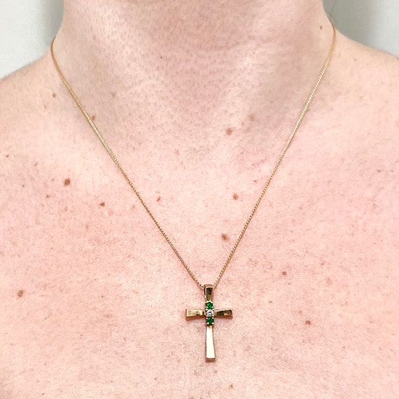 14K Diamond & Emerald Cross Pendant Necklace - 14… - image 2