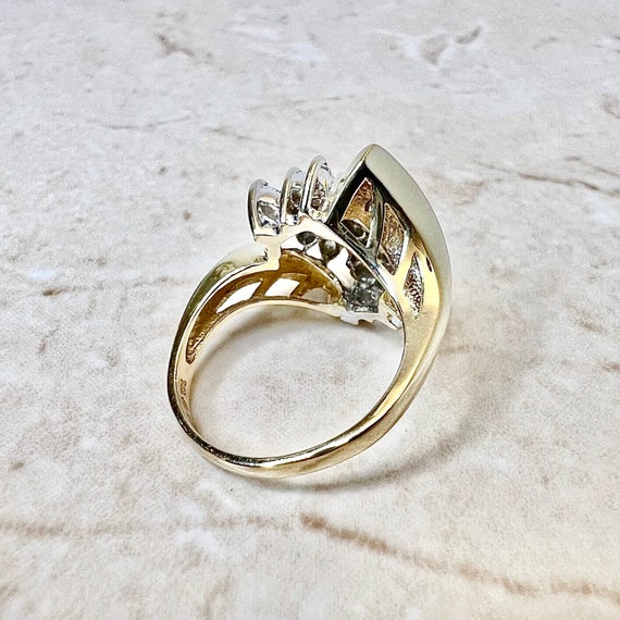 1 CTTW Vintage 14K Diamond Cluster Ring - 14 Kara… - image 9