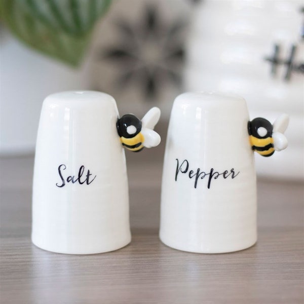 Bee Happy Salt and Pepper Set in gift box