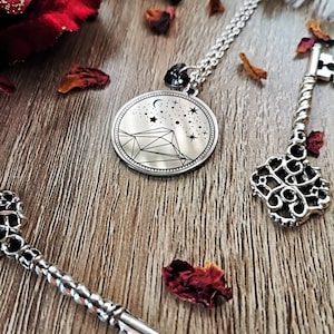 ACOTAR Necklace - Engraved Quote - Crystal Heart - Customizable - Gift
