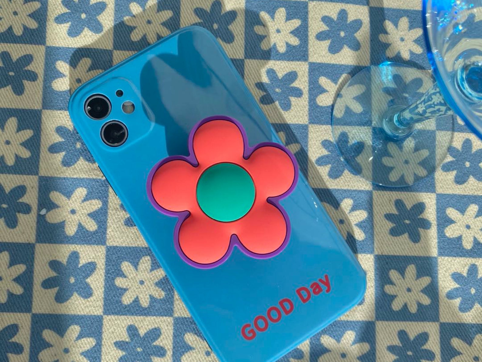 Pink flower popsocket y2k aesthetic iPhone case flower shape | Etsy