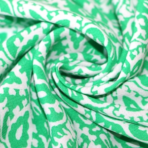 Rayon fabric by the yard, 100% rayon crepe fabric,  Rayon viscose fabric for clothes, Geometric-floral print rayon crepe fabric for clothing