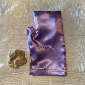 BellaTouch Silky Massage Glove