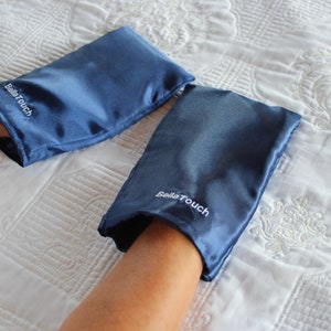 BellaTouch Silky Hand Mitt for Massage over the Clothing