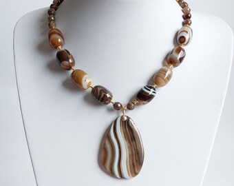 Brown Banded Agate Necklace