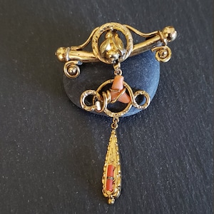 Wonderful Large Antique Coral and Gold Pin