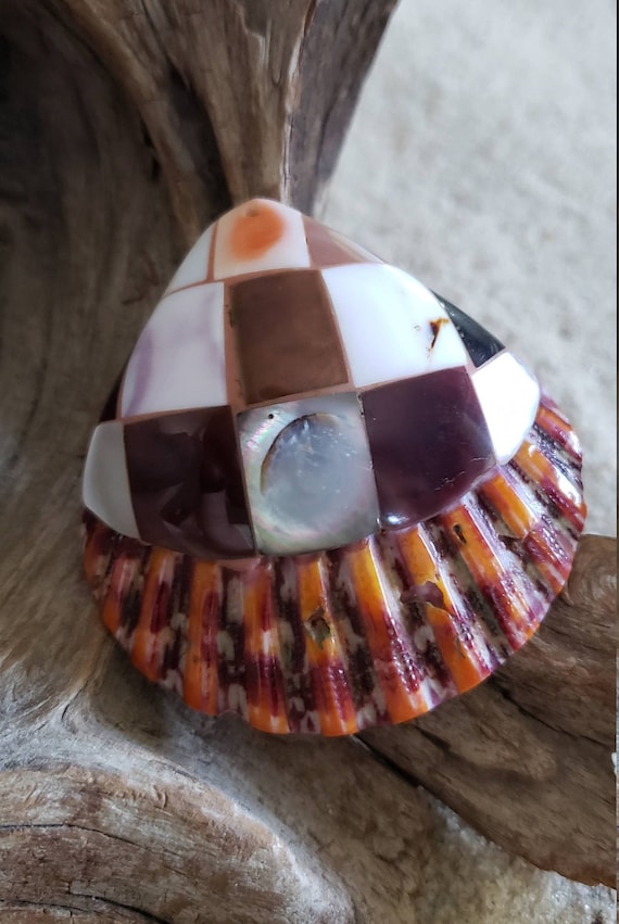 Vintage Inlaid Santo Domingo Spiny Oyster Shell P… - image 1