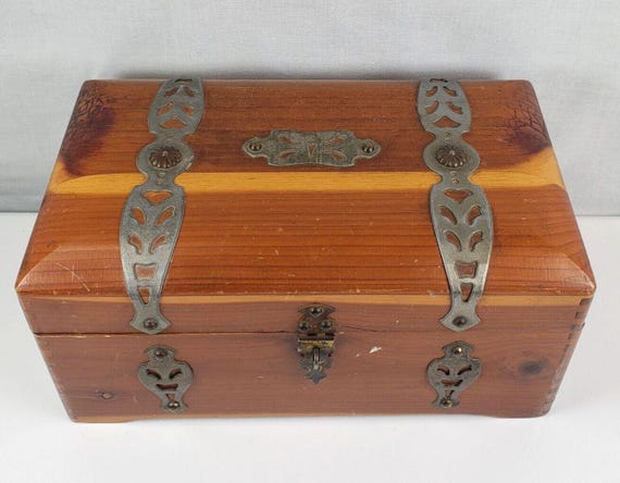 Vintage 1940's Mcgraw Box Co Made USA Wooden Box Metal