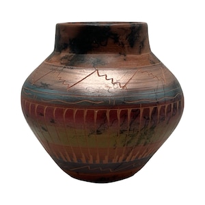 Navajo Horsehair Pottery Vase, Native American Handmade Ceramic Art, Southwestern Decor, New Mexico Collectible Pottery, BG