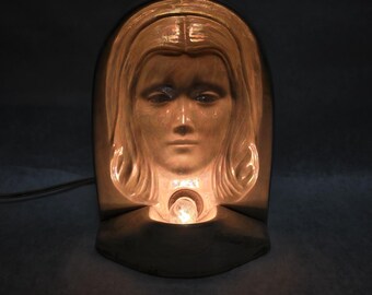 Vintage Wonder Art Jesus Christ Porcelain Concave Illusion Art Lighted Nightlight Reverse 3D