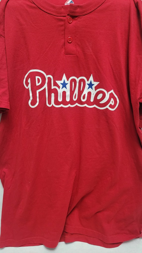 Vintage Throwback Philadelphia Phillies Red button