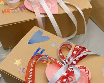 Valentine’s Day personalised vegan bath bomb box