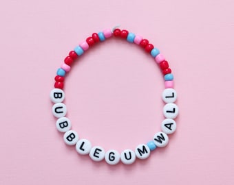 Bubblegum Wall Bead Bracelet // Disney World Bracelet // EPCOT Bracelet // Disney Bracelet // EPCOT Bracelet // Disney Gift / Disney jewelry