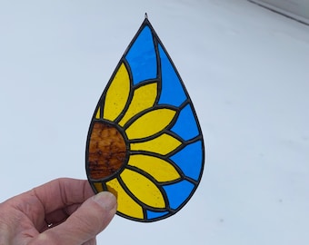 Stained Glass Teardrop Sunflower