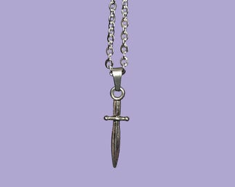 Cimenexe Collana girocollo con spada di cristallo punk Collana con ciondolo a forma di spada in argento con cz pugnale Collana con colletto a coltello Collana girocollo con spada gotica Gioielli
