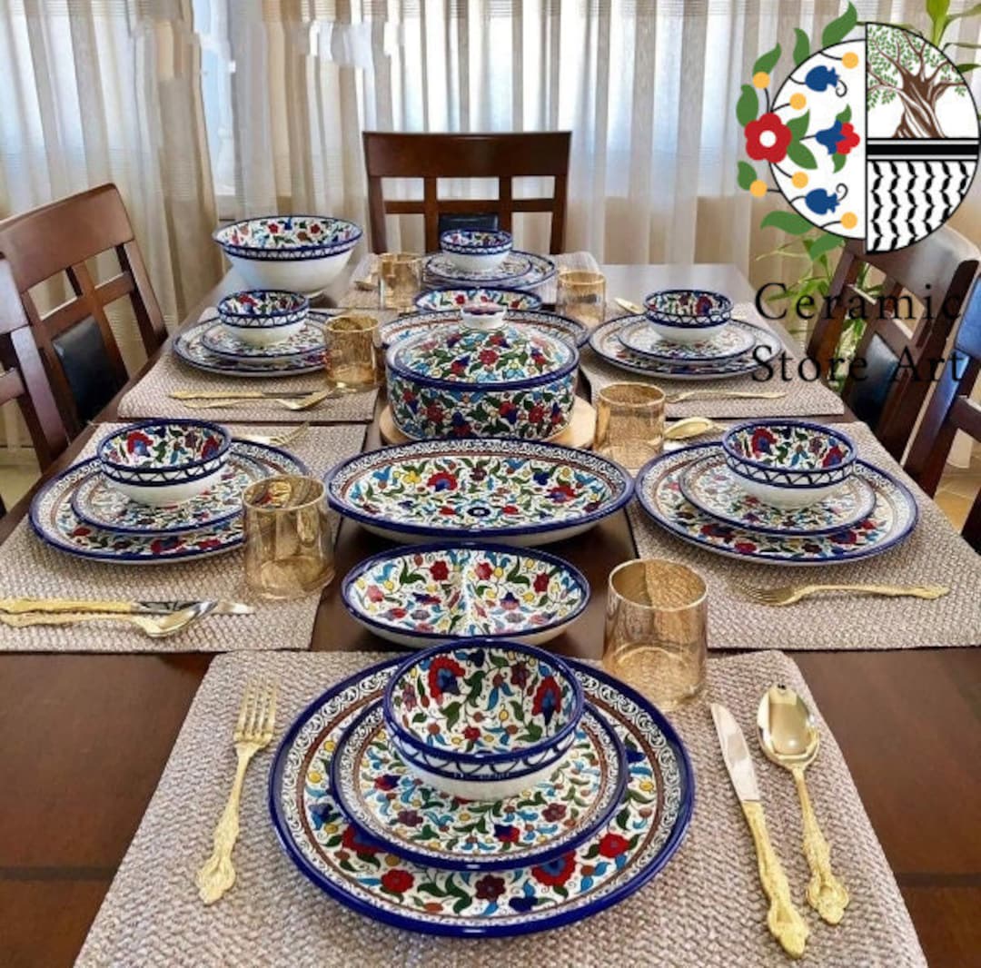 Assiette plate Ina Bleue - Ensemble à table