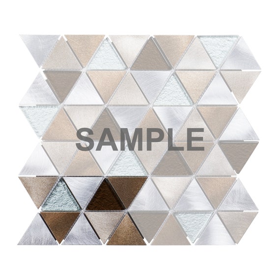 Carrelage mosaïque en verre et acier inoxydable. Gris, Argent. Les