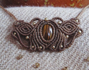 Macrame Necklace - Artisanal Jewelry - Tiger's Eye - Brass Pearls - Psyjewellery
