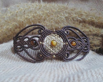 Brown Macrame Woven Bracelet - Sri Yantra Brass - Tiger's Eye - Ethnic Jewel - Psy Jewellery - Gypsy Boho Style - Meditation Bracelet