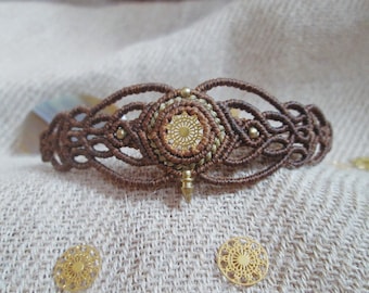 Bracelet Géométrique en Macrame Mandala Marron - Bracelet Perles et breloque Laiton - Bijoux fait main original style bohème - Psy Jewellery