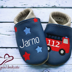 Crawling shoes with name (personalized leather slippers) with fire engine - baby, child, toddler - handmade gift