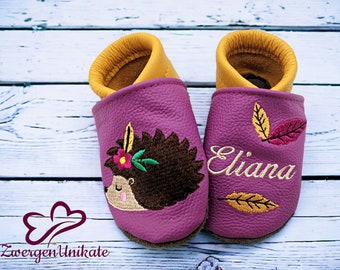 Crawling shoes with name (personalized leather slippers) with hedgehog - baby, child, toddler - handmade gift