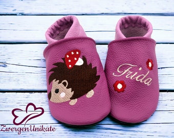 Crawling shoes with name (personalized leather slippers) with hedgehog with mushroom - baby, child, toddler - handmade gift