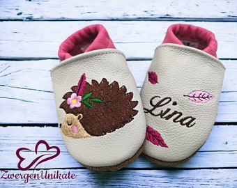 Crawling shoes with name (personalized leather slippers) with hedgehog - baby, child, toddler - handmade gift