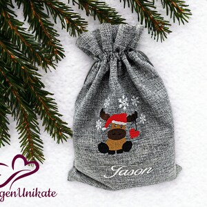 Sacco di Babbo Natale in juta ricamato con nome (personalizzato) con renna con fiocchi di neve
