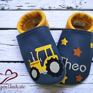 Crawling shoes with name (personalized leather slippers) with tractor - baby, child, toddler - handmade gift