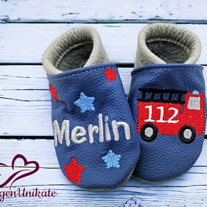 Crawling shoes with name (personalized leather slippers) with fire engine - baby, child, toddler - handmade gift