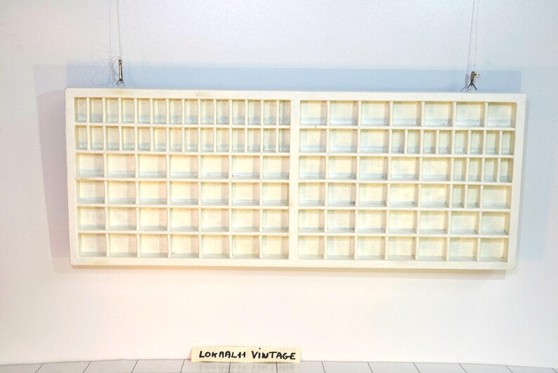 Plateau pour imprimantes vintage en bois peint en blanc : présentoir industriel image 2