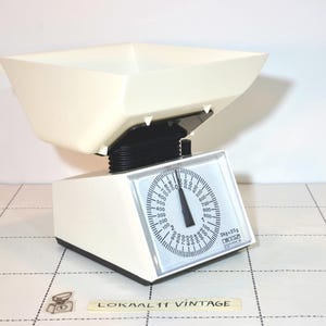 Balance de cuisine Bengt EK vintage : EKS Sweden, plastique blanc et noir image 4