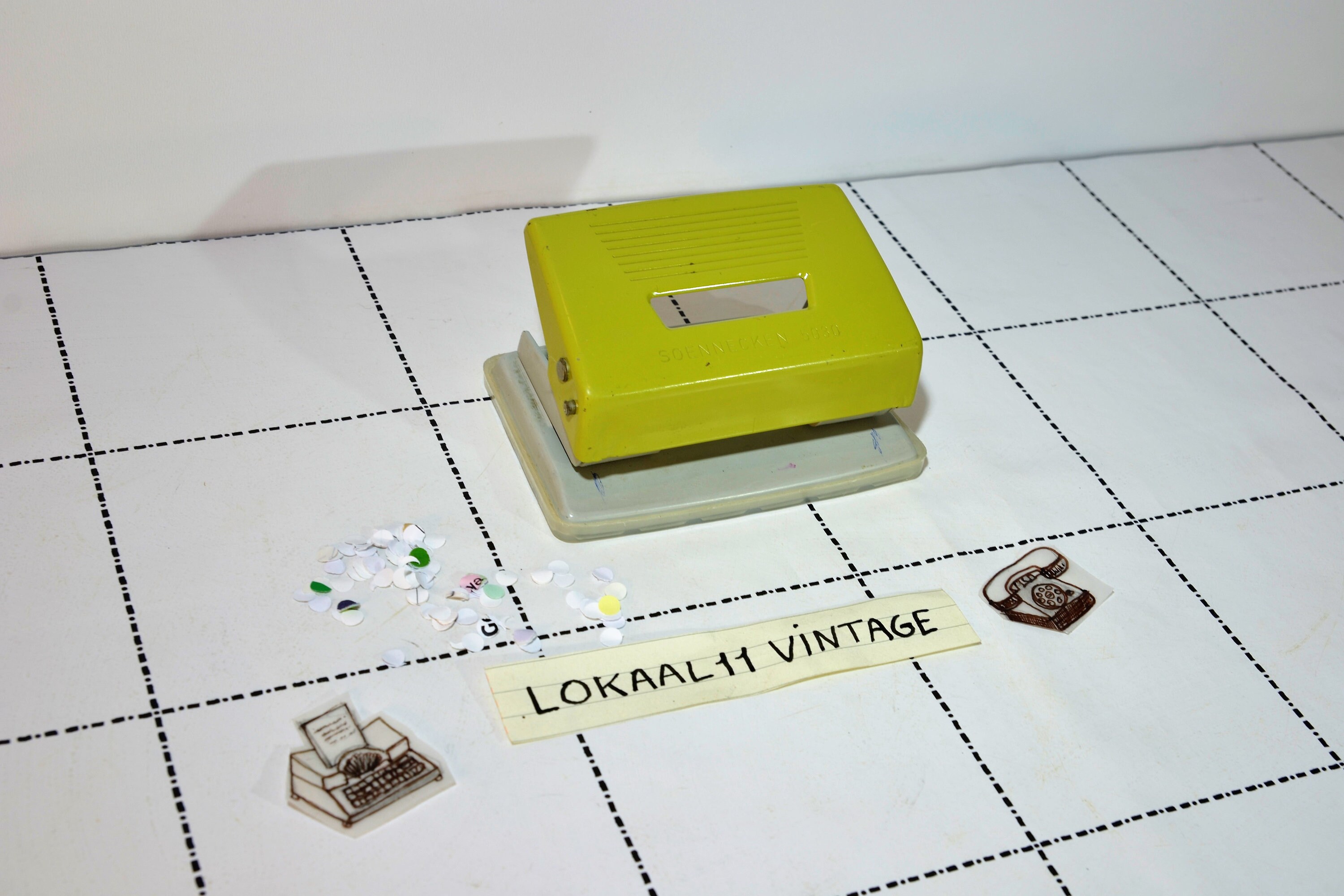 Vintage Puncher Sonnecken 5030, Apple Green Metal Puncher, Colorful ...