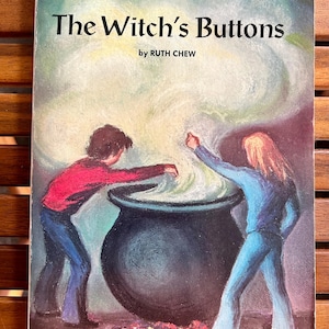 The Witch’s Buttons By: Ruth Chew (1974 Book)