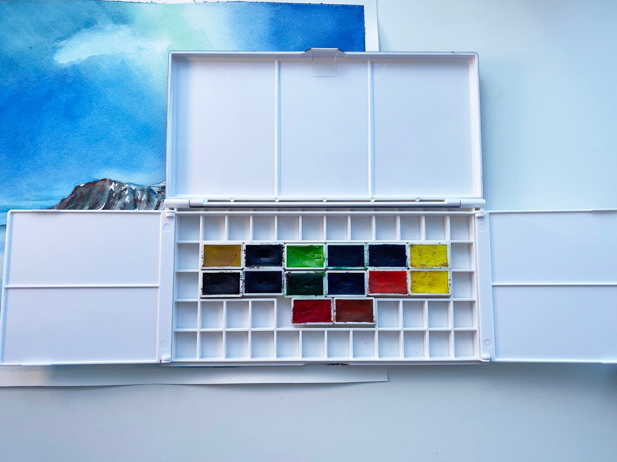 Faber-Castell Portable Watercolor Set Water Half Pans with Mixing Palette  and Painting Accessories, 36 Colors, Multi