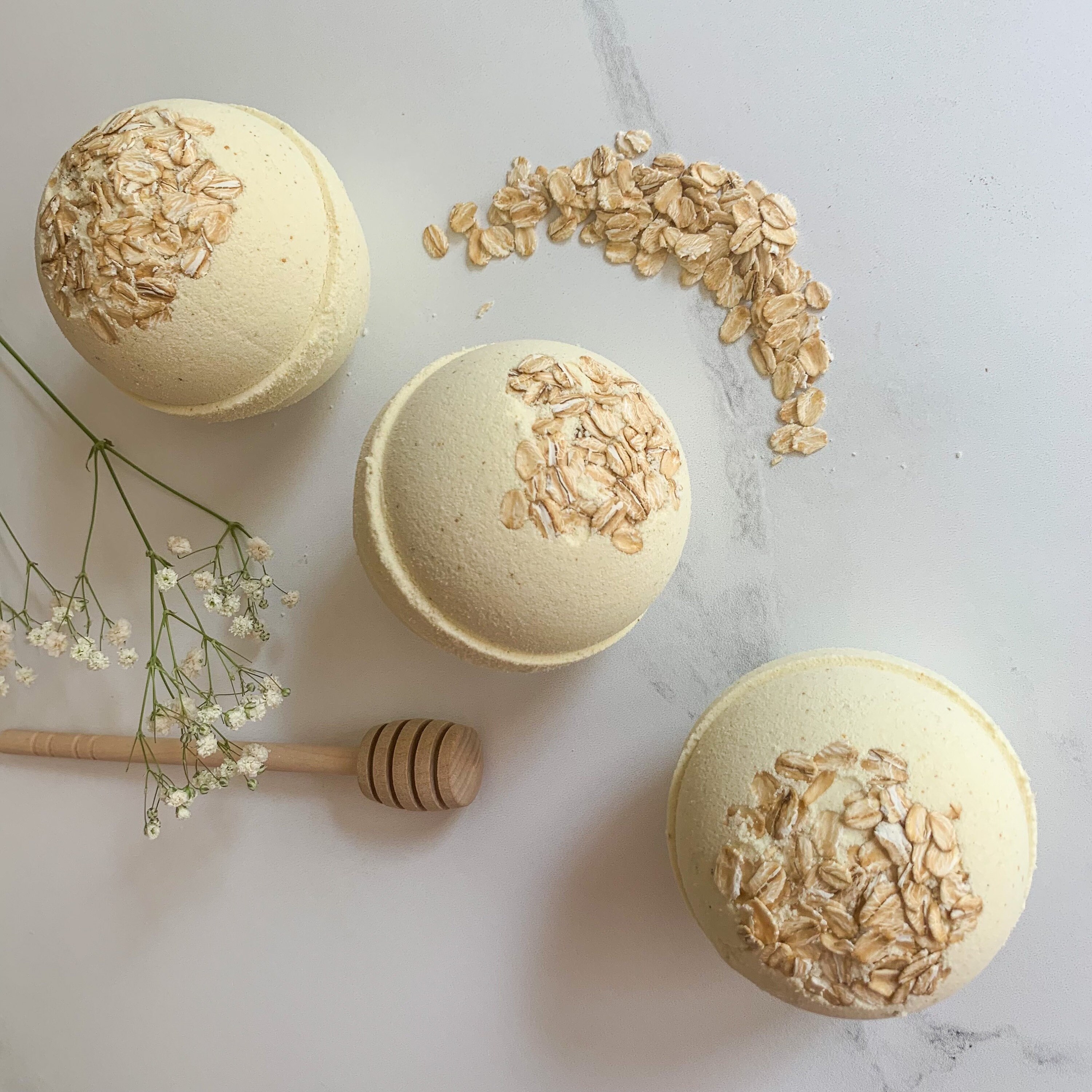 Oatmeal Milk Honey Bath Bomb Etsy