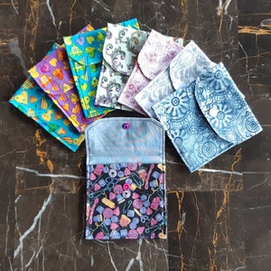 Pochette privée / Pochette à maquillage / Pochette pour billets / Pochette pour cartes / Pochette polyvalente / Pochette multi-usage