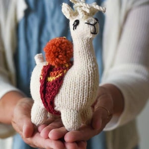 Tiny Camel Amigurumi,DIY Crochet Mini Animal Toy,Crochet Camel Toy – Small Amigurumi Desert Animal Plush,Cute Handcrafted Soft Toy