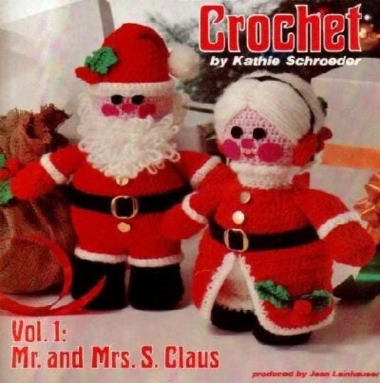 30 Vintage Christmas Crochet Patterns for Holiday Decorating, Gifting, and Keepsakes 25 Vintage Mr. and Mrs. Claus Pattern