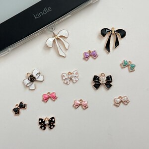 Bow Kindle Charm: Coquette USB-C Dust Plug