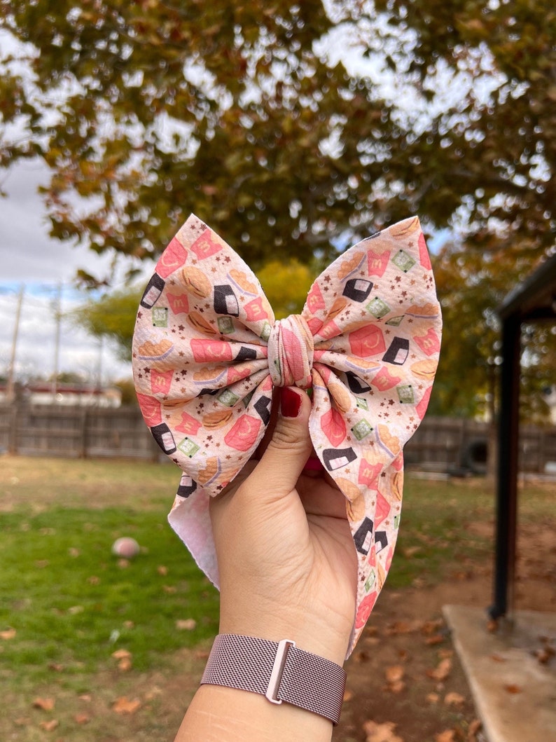 McDonalds Inspired Bow image 1