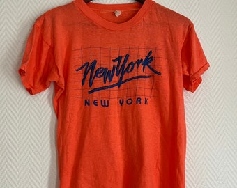 Vintage 80s New York t-shirt. MEDIUM FITS SMALL