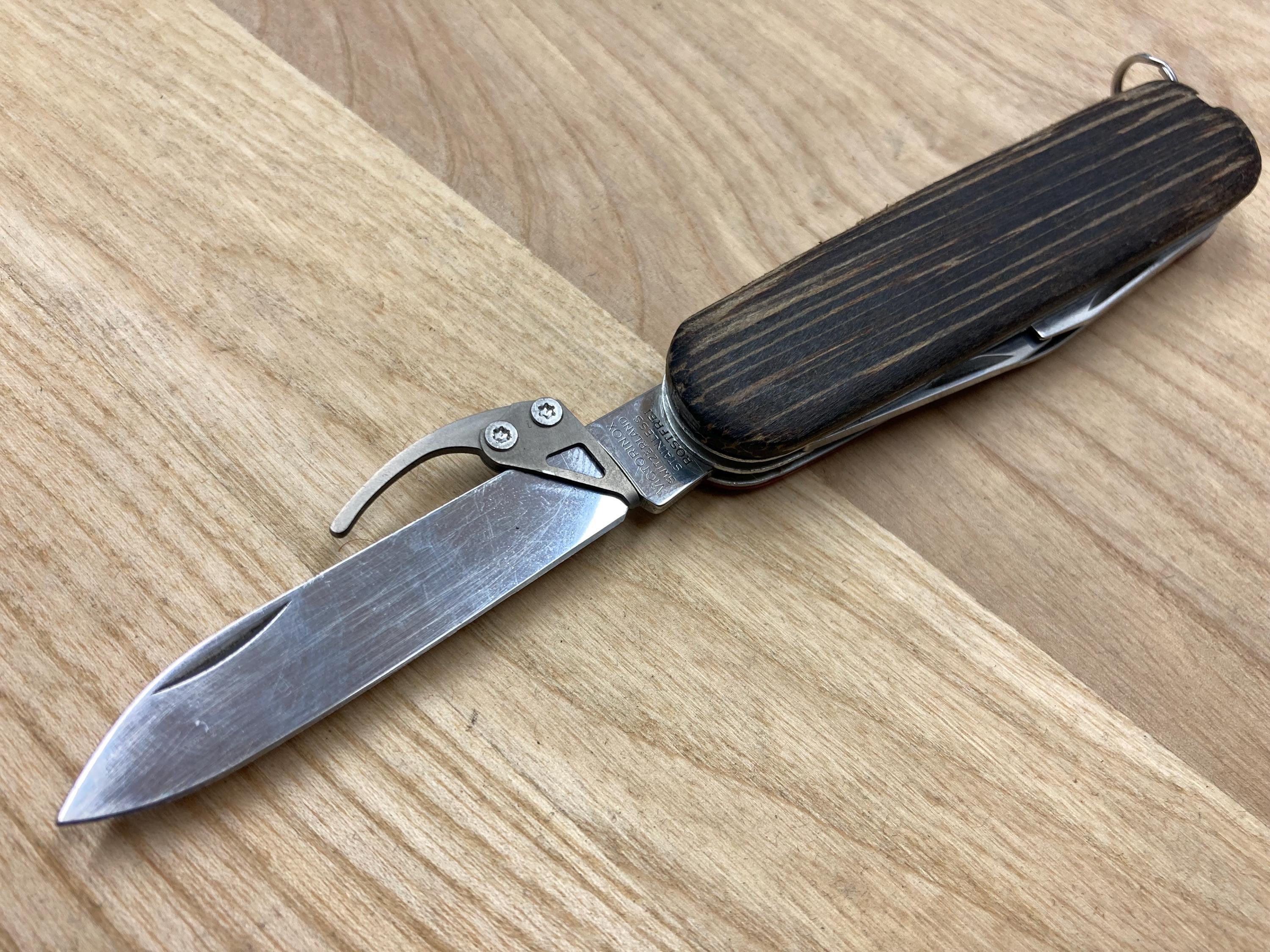 Swiss Army 91 Mm One-handed Hooks for Blades for SAK 91 Mm