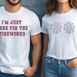 Genau hier für das Feuerwerk zum 4.Juli Passende Shirts Digitaler Download PNG JPG (enthält beide Dateien)