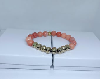 Natural Sunstone Beaded Bracelet: Gold Accent Stretchy Bracelet